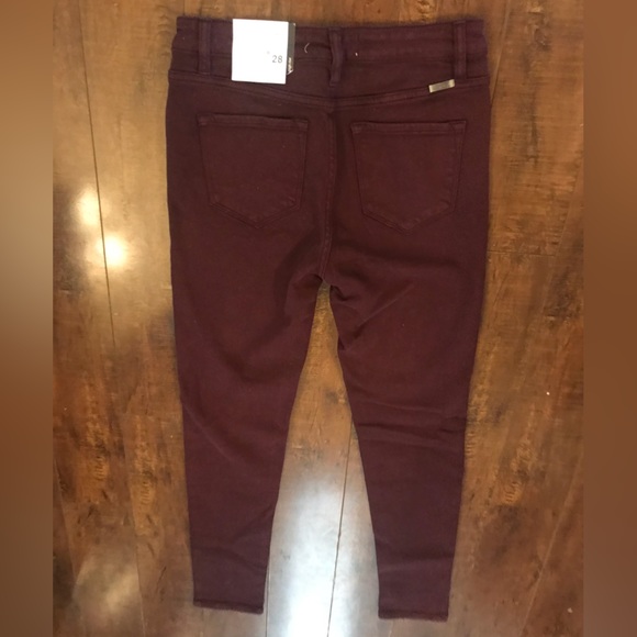 NEW KanCan High Rise Burgandy Skinny Jeans size 9/28 - Picture 2 of 10